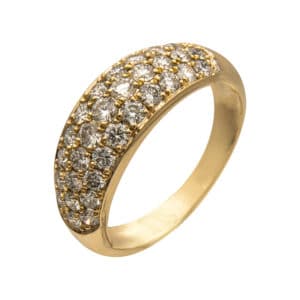 Bague Penrose type jonc en or jaune 750/1000ème, accompagnée d'un pavage de 31 Diamants taille brillant.